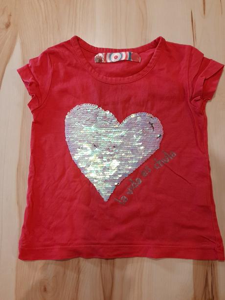 Tičko so srdiečkom, desigual,98