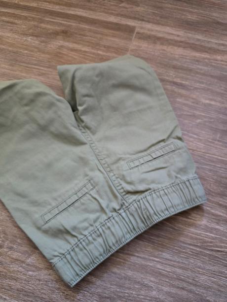 Nohavice č.110-116, 110