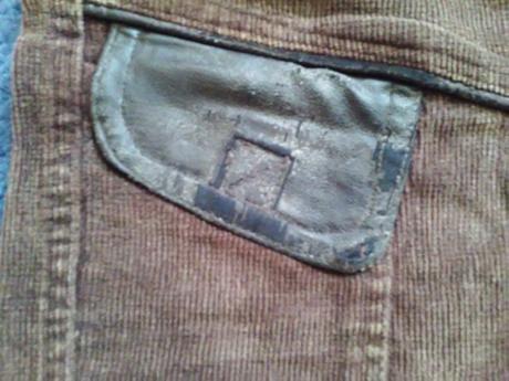 Tmavé menčestráky, 104