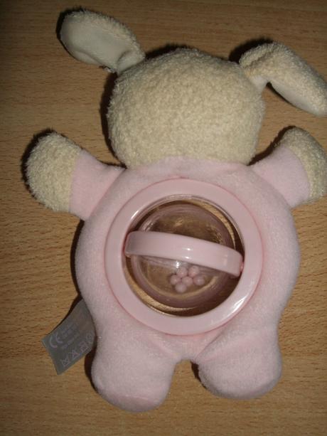 Zajačik cca 16 cm s  hrkálkou, 