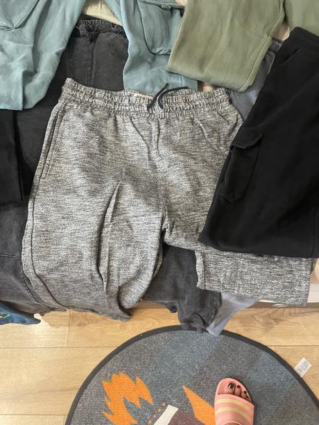 Teplaky 8ks vel. 170-176, reserved,176