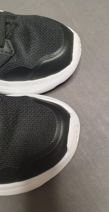 Ľahké tenisky, adidas,32