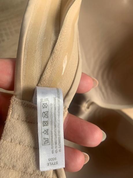 Dámska korzetová push-up podprsenka wonderbra, 85c