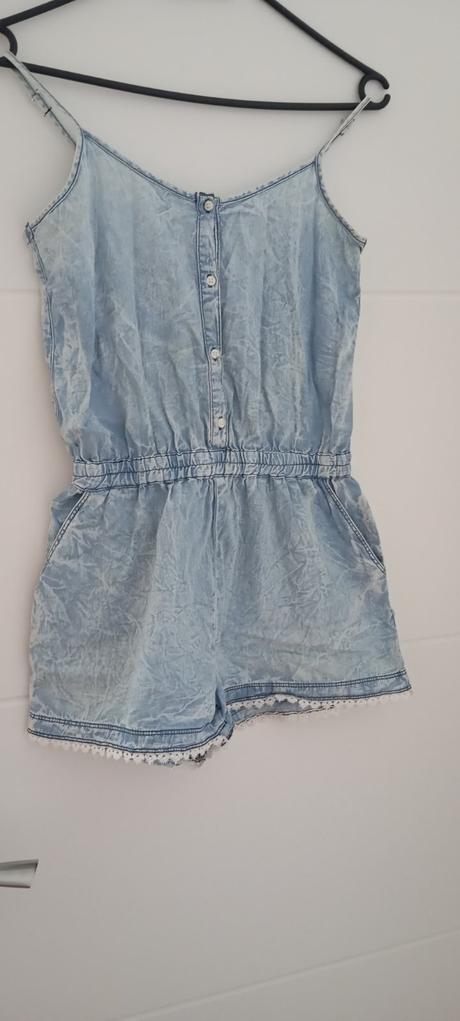 Overal na leto, candide,152