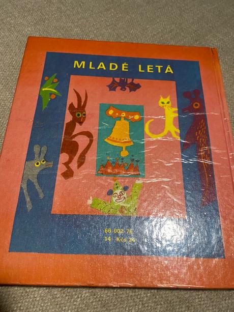 Stará kniha marie majerová čarovný svet 1976, 