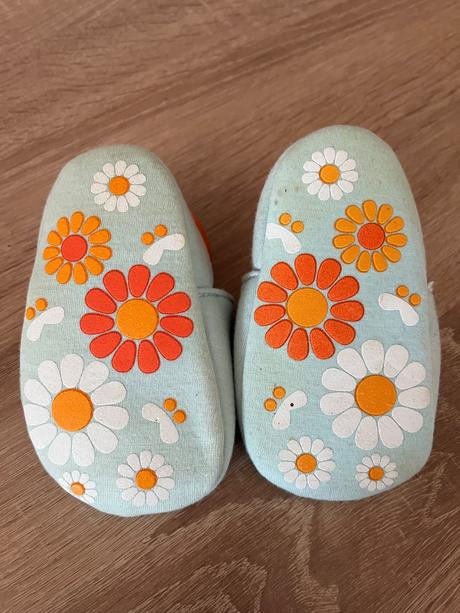 Barefoot capačky, 17