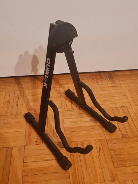 Stojan na noty, stojan na violončelo/gitaru,