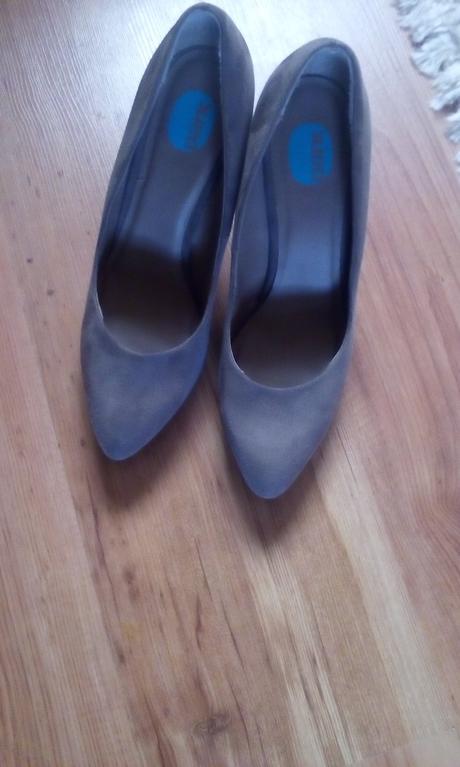 Dámske lodičky, baťa,41