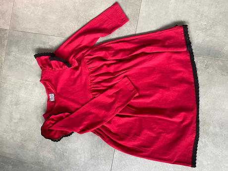 Vianočné šaty, 128