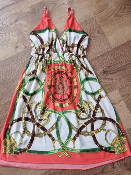 Šaty na štýl versace, s