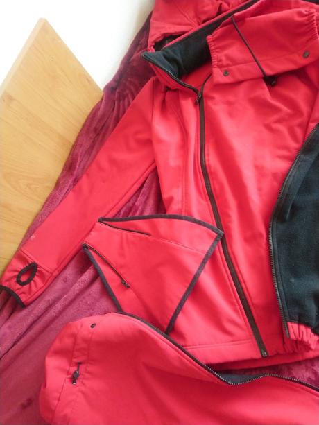 Bunda na nosenie v šatke a dojčenie angel wings, 158