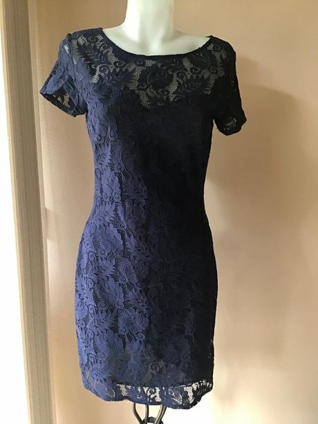 Krasne šaty/okt, 38