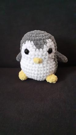 Háčkovaný tučniačik,