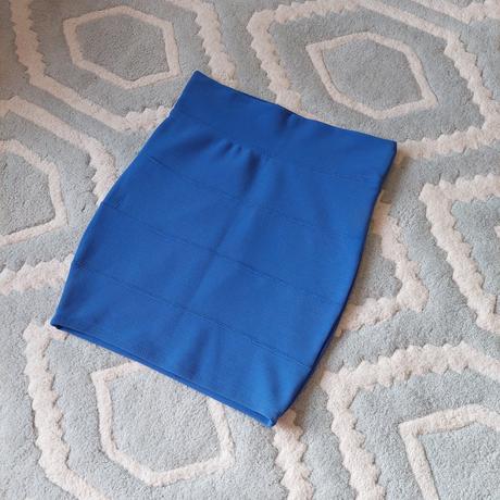 Sukne top stav. modra a cierna, reserved,158