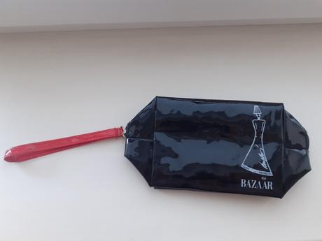 Cierna kozmeticka tasticka, 