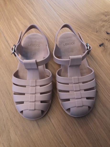 Gumene sandalky liewood, 30