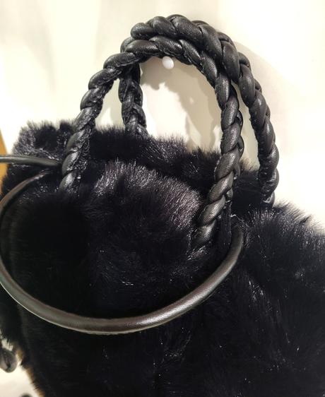 Kožušinková kabelka - čierna, 