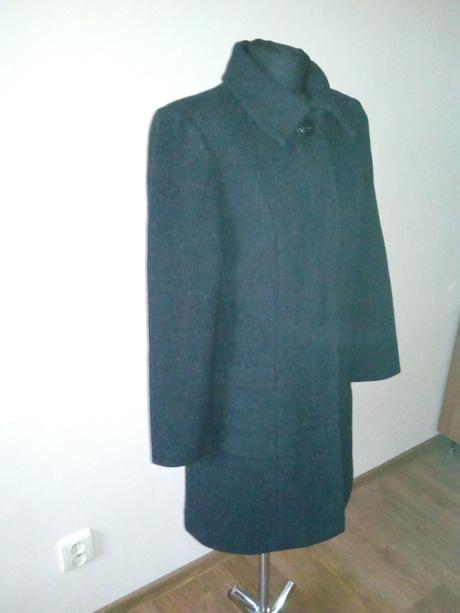 Kabát, 38