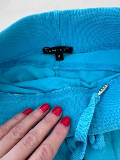 3/4 kratasy amisu s, amisu,s