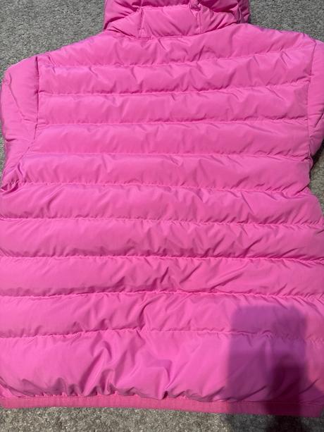 Zimna bunda, nike,140