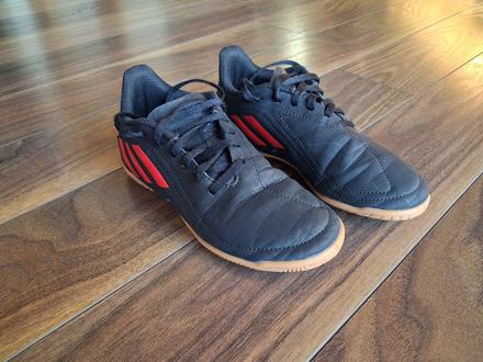 Adidas halovky 32, adidas,32