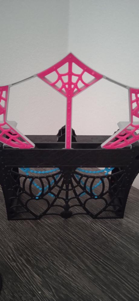 Monster stolík so stoličkou,