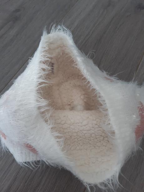 Nakrcnik s konikom, reserved,110