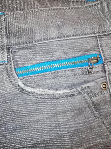 Rifle svetlo sivé., 158