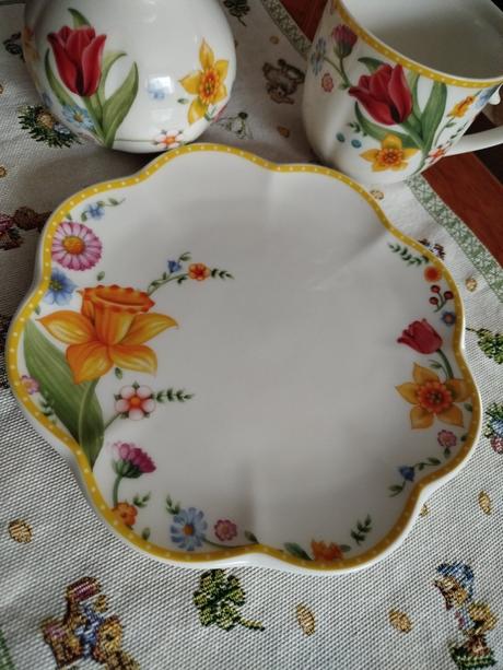 Spring awakening dezertny tanier, 