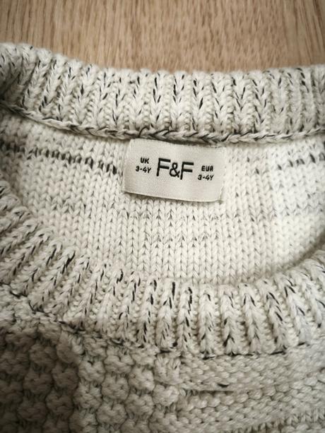 Chlapčenský svetrík, f&f,104