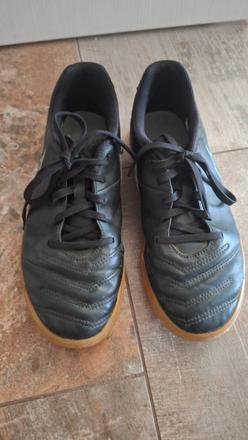 Predám halovky, nike,38
