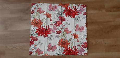 Kvetinová obliečka na vankúš, 