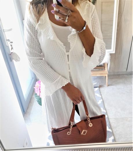 Romantický svetrík-prehozka-m/l, m