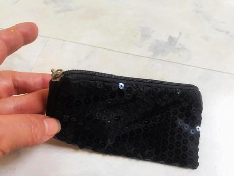 Trblietavá taštička, 