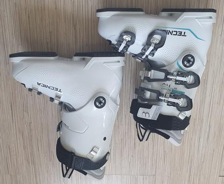 Predám lyžiarky tecnica mach 75 w hv, tecnica,36