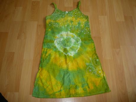 Dievcenske batikovane saty, 128