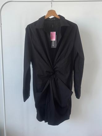 Pretty little thing saty, 42