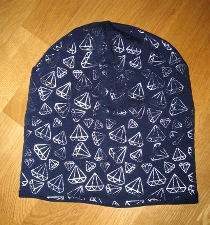 Tmavomodra ciapka diamonds, 54/56, 152