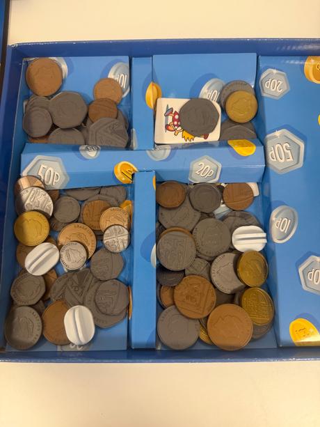 Spoločenská hra money bags coin value game,