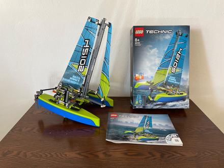 Lego technic catamaran,