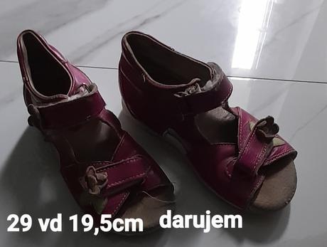 Darujem sandalky, 29