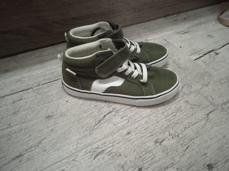 Tenisky, reserved,33