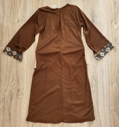 Karnevalové šaty indian 122-128 na 7-8 rokov,