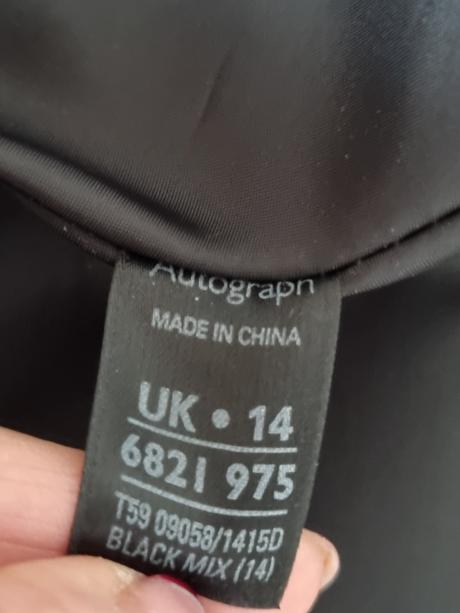 Cyklámenovo-čierne púzdrové šaty m&s veľ.40, marks & spencer,40