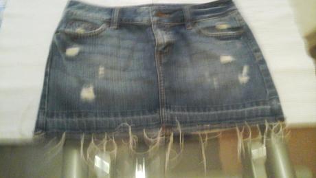 Riflova minisukna s trhancami, s