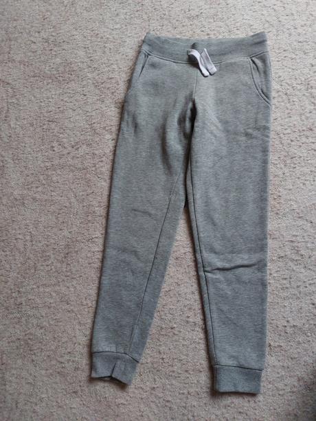 Teplaky c.134, pepperts,134