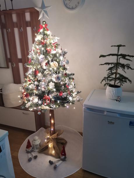 Stromček na pníku, 