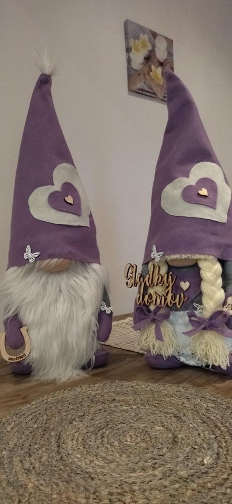 Dekorácia vo fialovom,