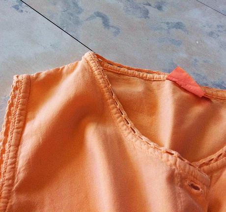 Blúzka s madeirovým lemom, m