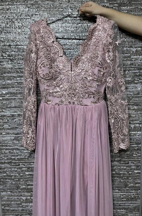 Ružové spoločenské šaty, s